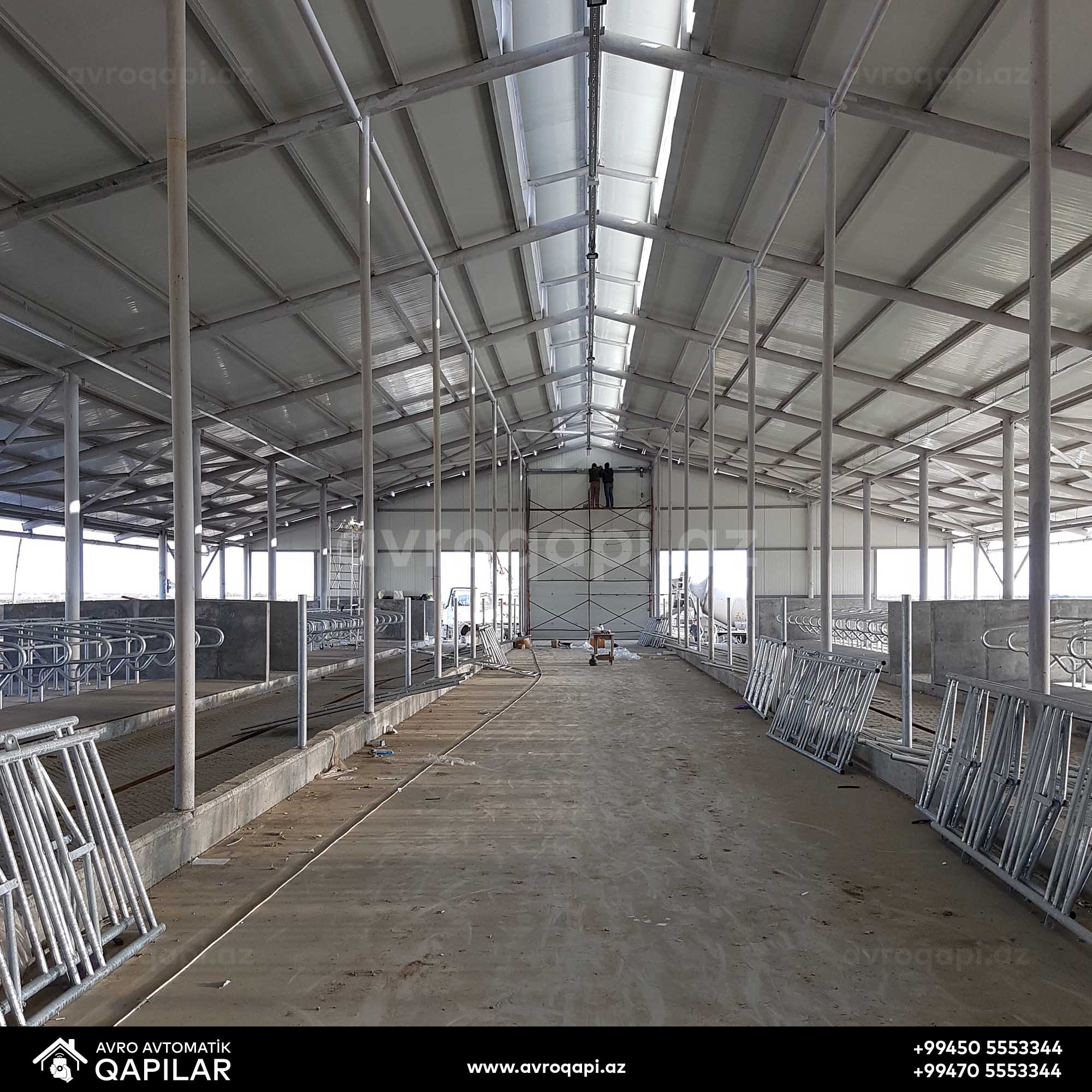 Ağsu Süd Zavodunda quraşdırdığımız Sənaye qapısı.